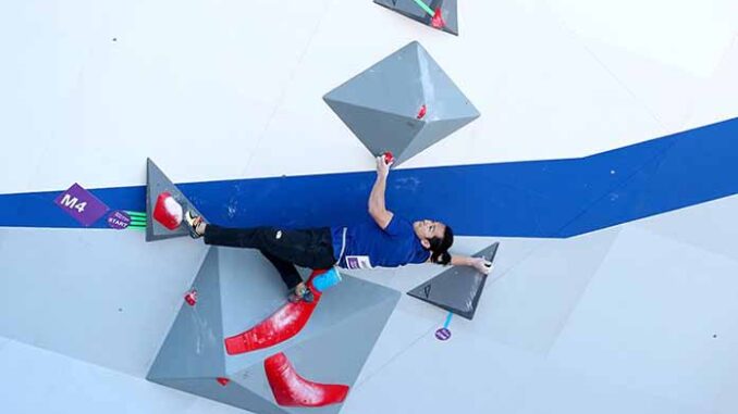 climbing climbing